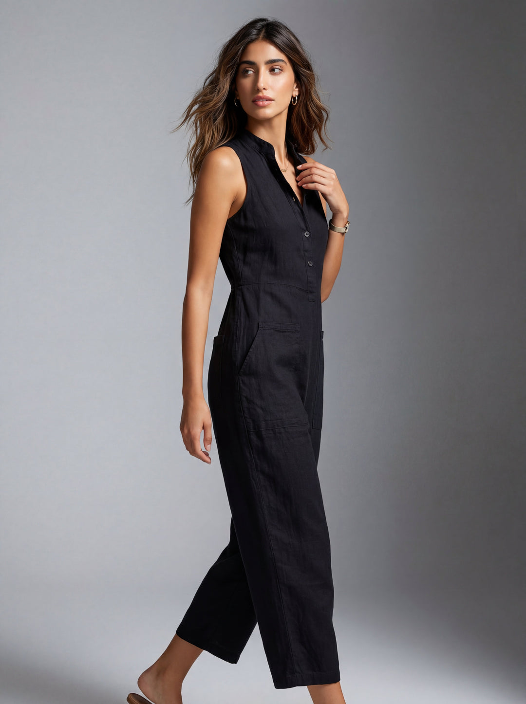 Antonina - Sukienka bez rękawów w stylu minimalistycznym