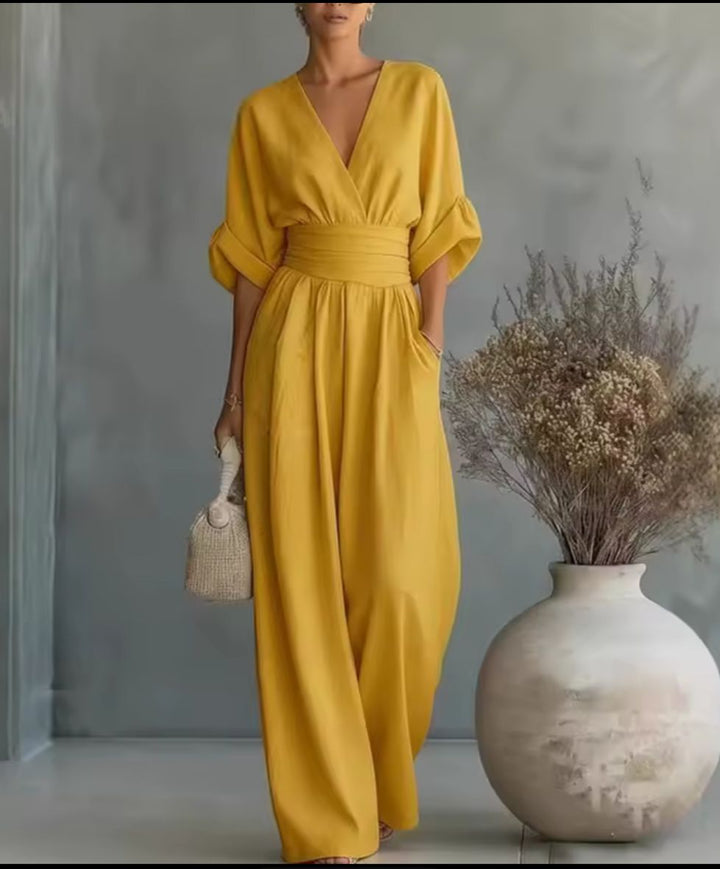 Apolonia - Kombinezon, w którym poczujesz się komfortowo i elegancko w swoim dniu.