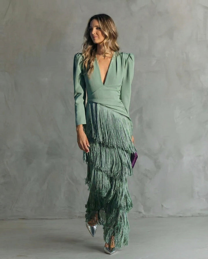 Chiara – Elegancka Sukienka z Frędzlami