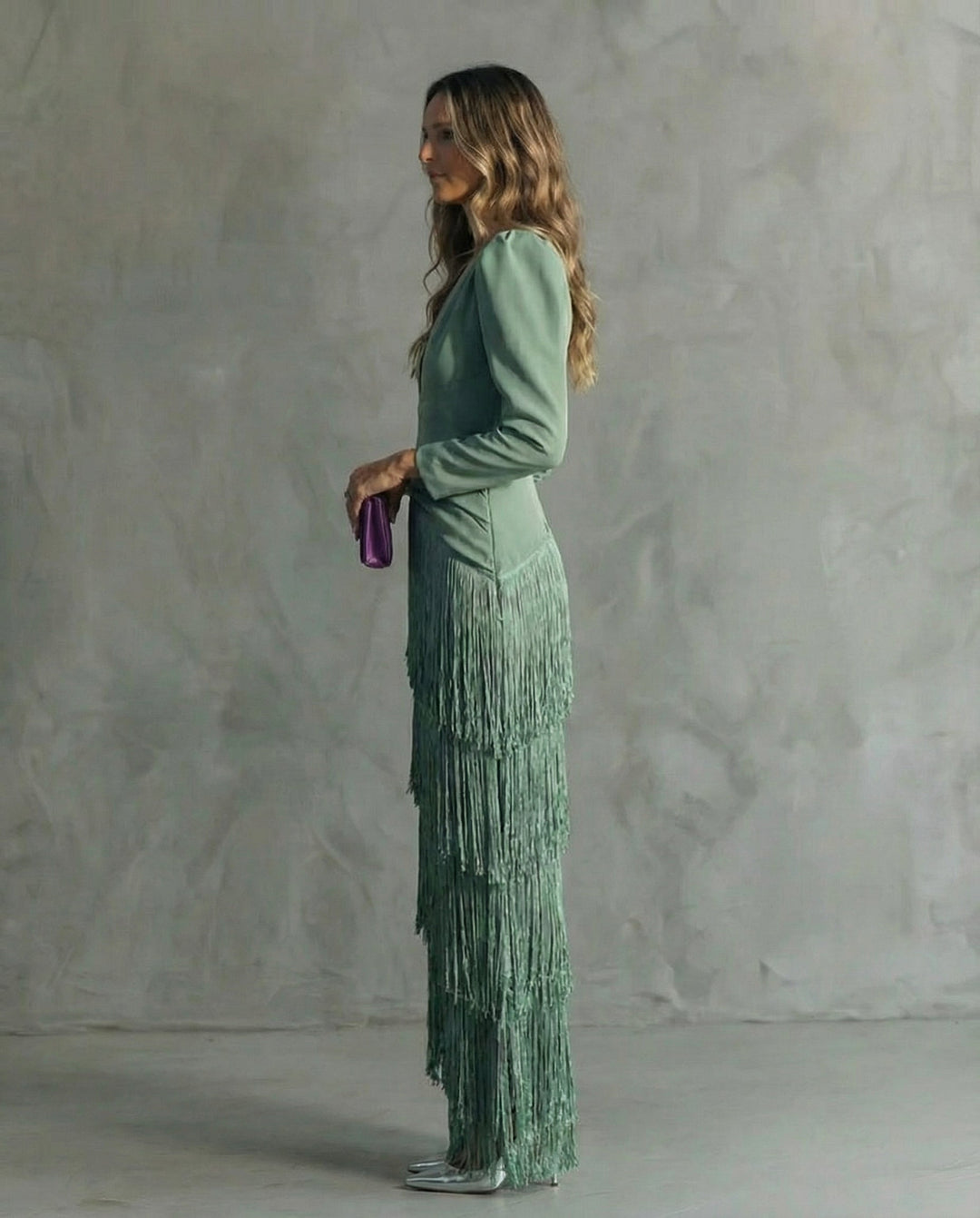 Chiara – Elegancka Sukienka z Frędzlami