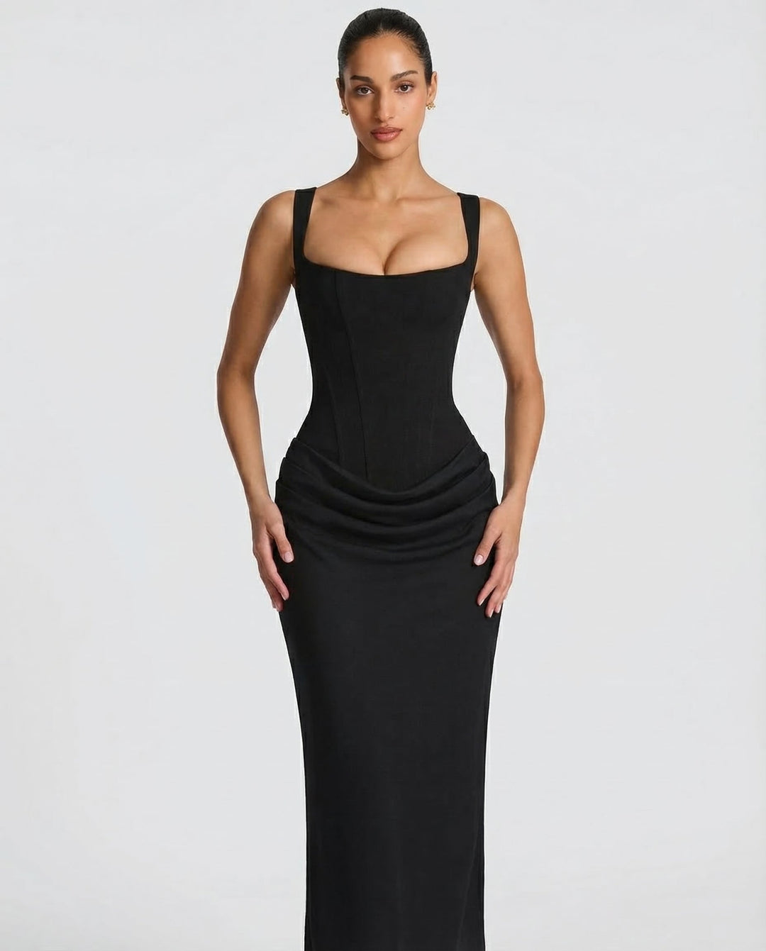 Aneta - Maxi w kształcie klepsydry